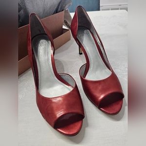 Alex Marie Diva Red 8 1/2 M